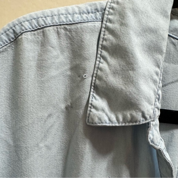 Tinsel long sleeved light blue button up top - Picture 7 of 8